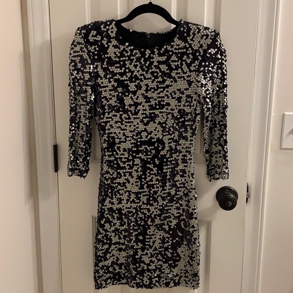 French Connection Size 4 sequined dress - Picture 2 of 3